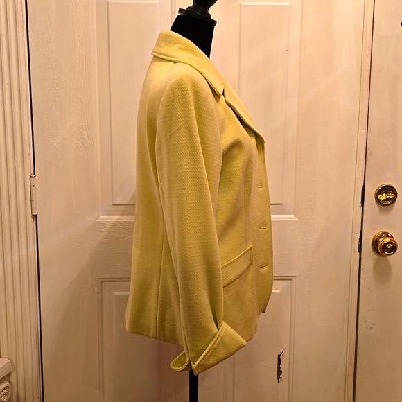 Button Jacket #25 - Picture 3 of 9